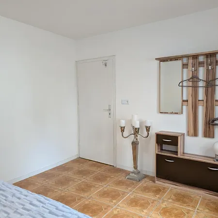 Pension-Einfach Uebernacht In Ruedesheim Am Rhein Homestay