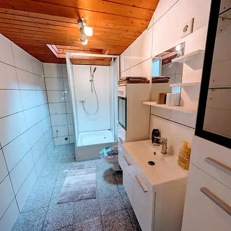 Homestay Pension-Einfach Uebernacht In Ruedesheim Am Rhein Ruedesheim am Rhein
