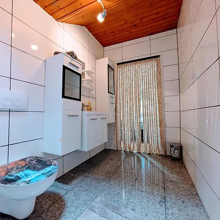 Privat bolig Pension-einfach Uebernacht In *