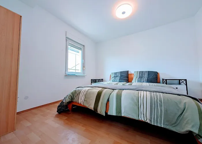 Pension-einfach Uebernacht In Проживання в сім'ї *